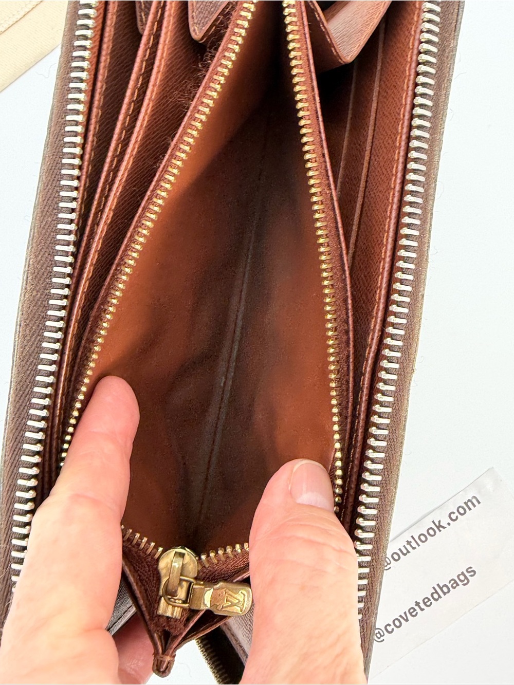 Authentic Louis Vuitton Monogram Zippy Wallet W/Box and Dust Bag Good Condition - Picture 12 of 14